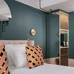 Hotel Parisianer